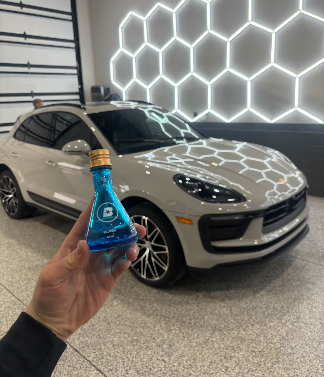 Ceramic coating application on Porsche Cayenne
